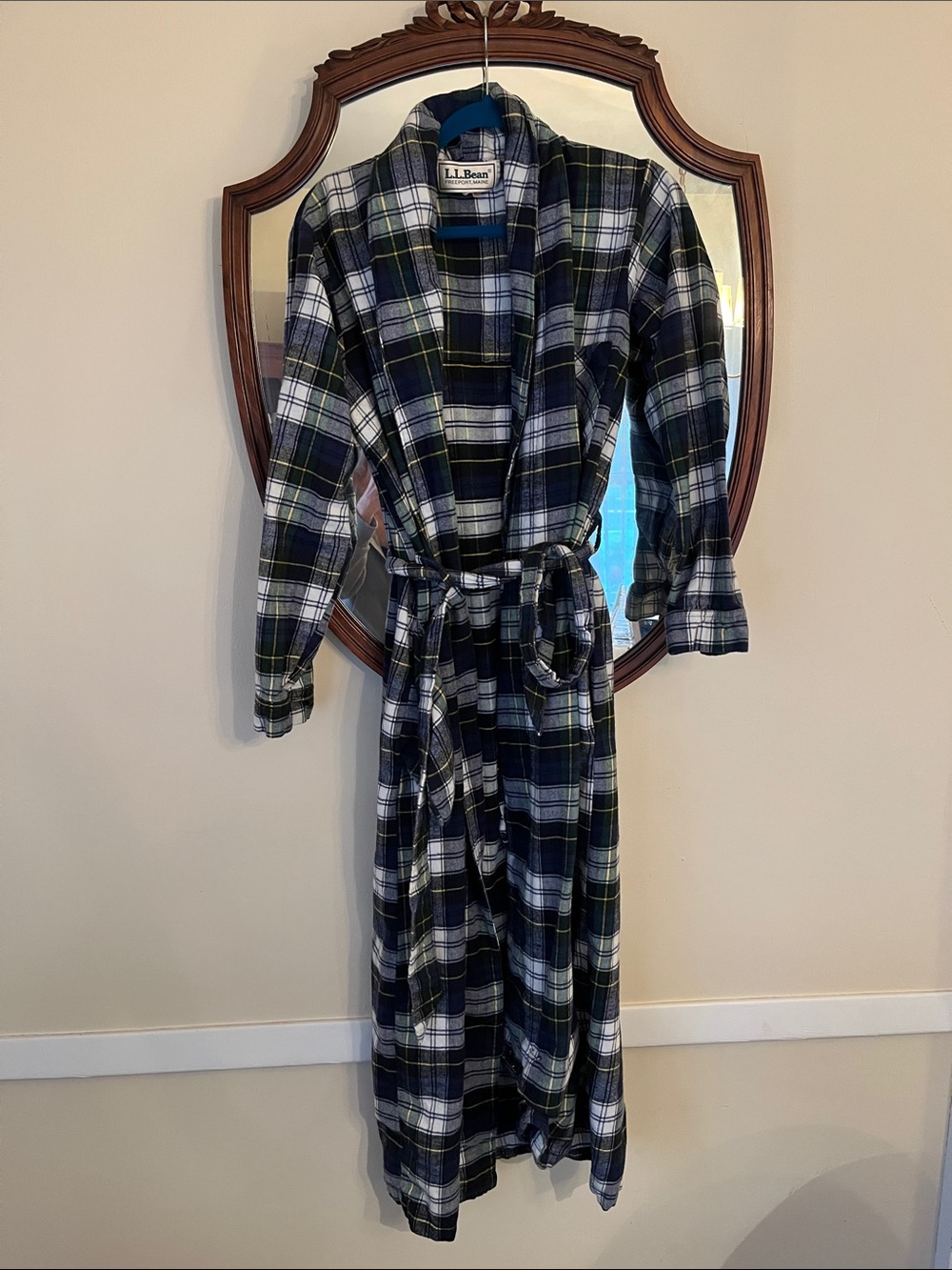L.L. Bean Men's Plaid Robe in Navy, Green, White Flannel Vintage in EUC
